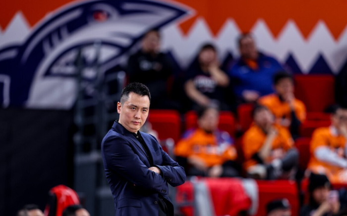 上海男篮力克天津豪取十五连胜 李弘权三分神准