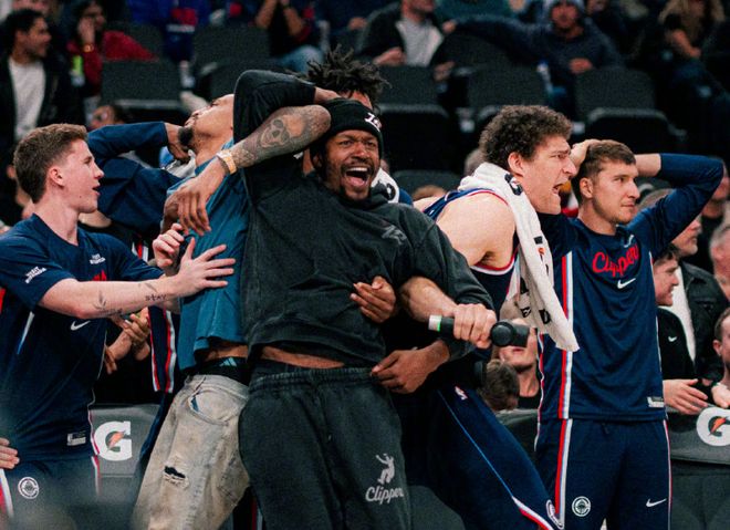 伦纳德孤军奋战难救快船 联盟前五超巨陷季后赛