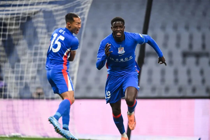 申花客场迎战津门虎 伤病困扰与防线漏洞成关键