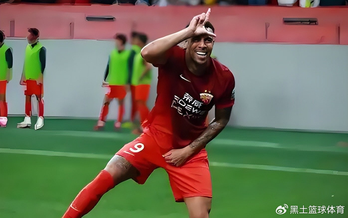 河南外援古斯塔沃请假治疗引不满 昔日上港双冠