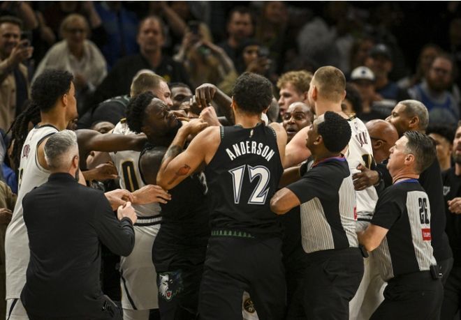 掘金约基奇与森林狼麦克丹尼尔斯冲突引NBA罚款